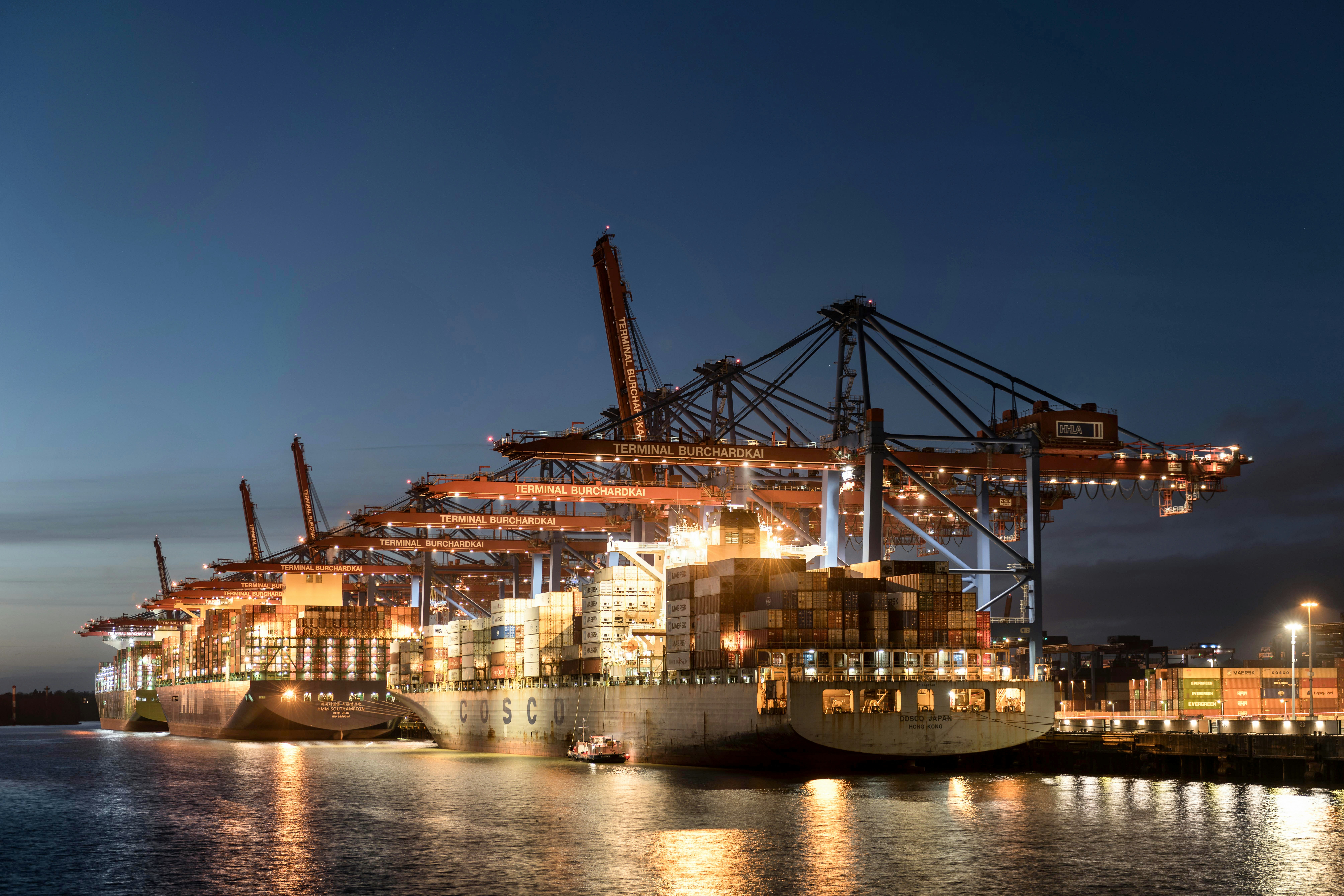 Global cargo shipping